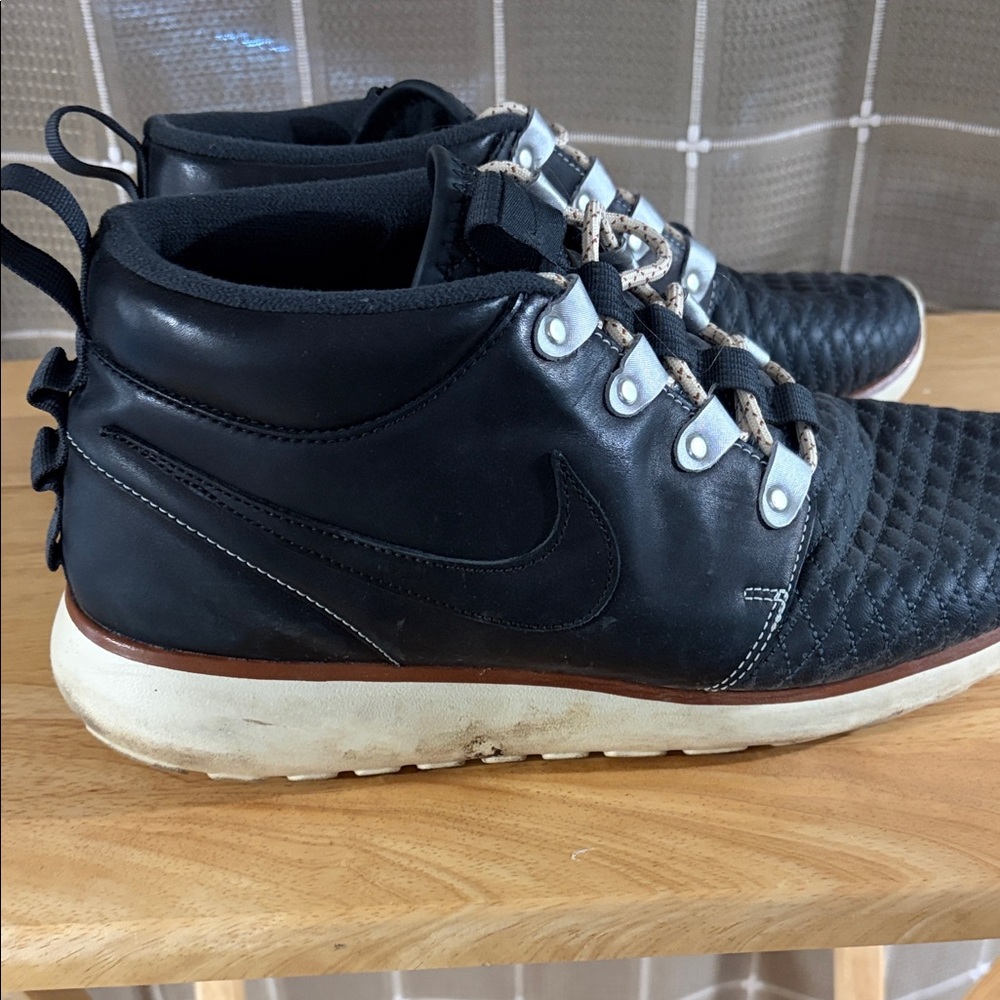 Nike Roshe boot
